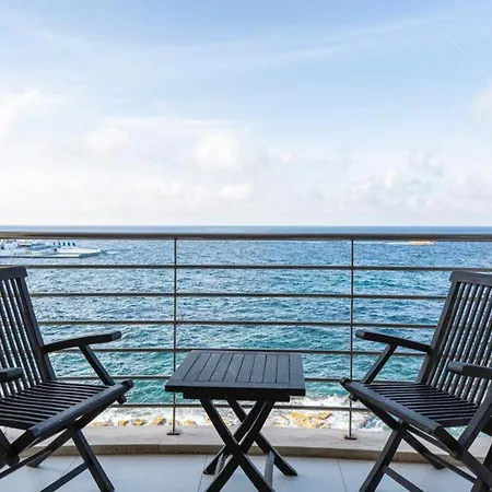 Lavish Seafront *