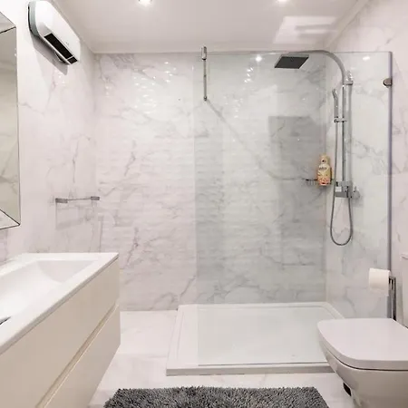 Apartament Lavish Seafront